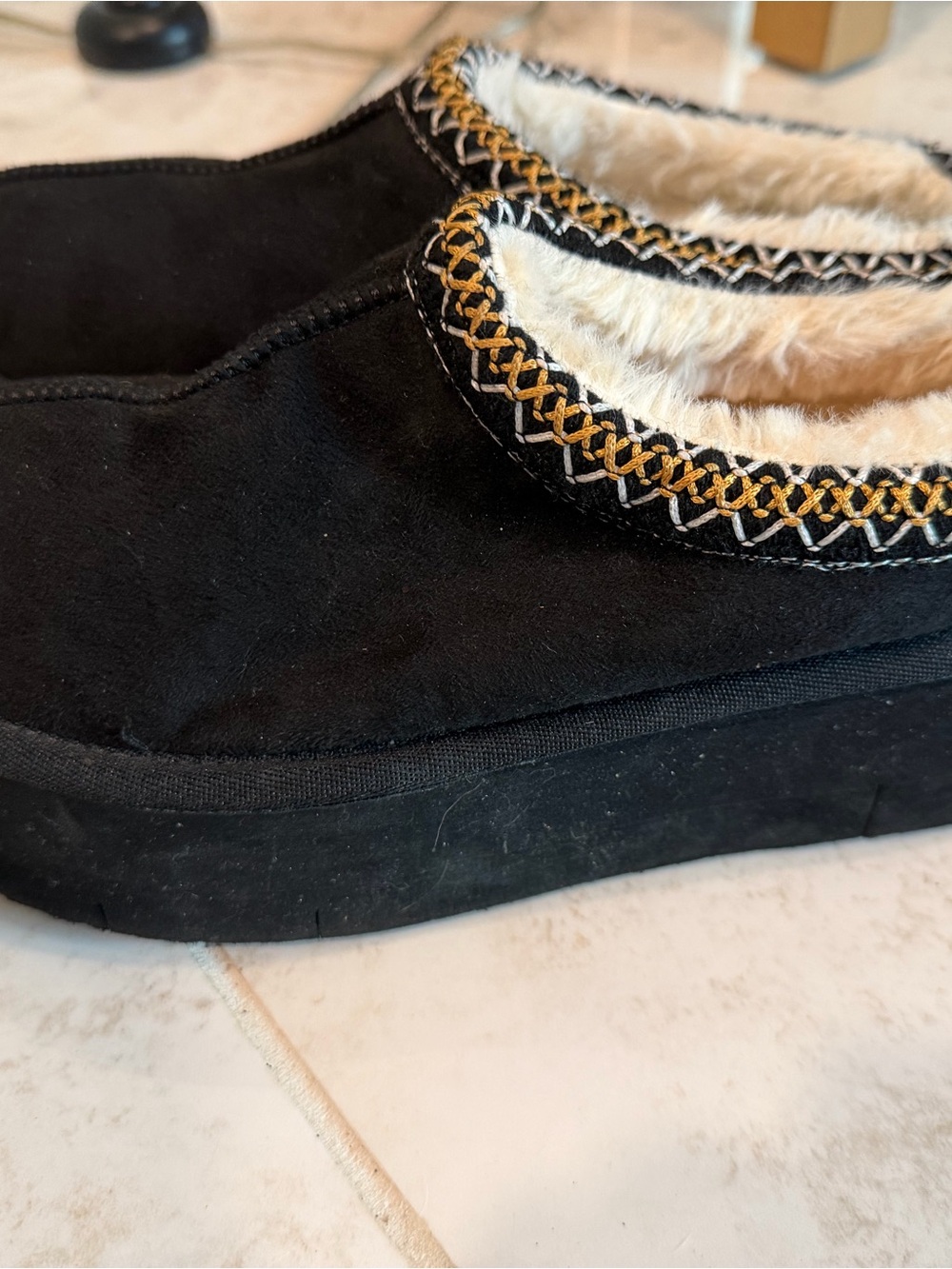 Women's Black Fleece-Lined Slip-On Slippers Mules - Picture 3 of 5